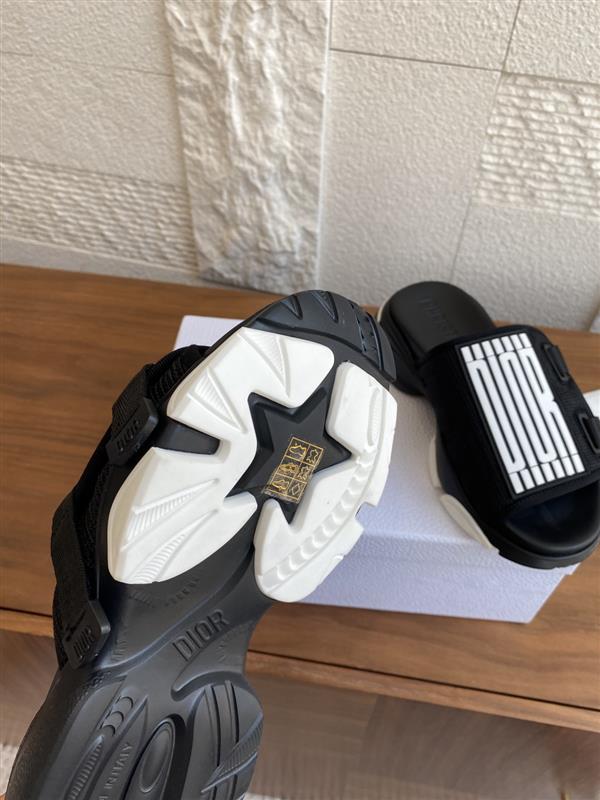 20251128184322972 280